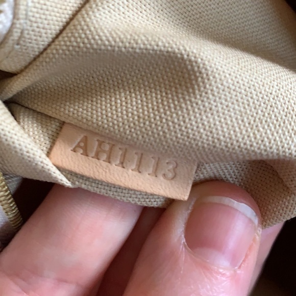 SOLD🦩🦩 - Picture 12 of 16